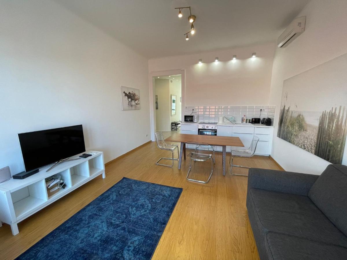 City Center 1, Cozy 2Br In The City Center! Budapest Esterno foto
