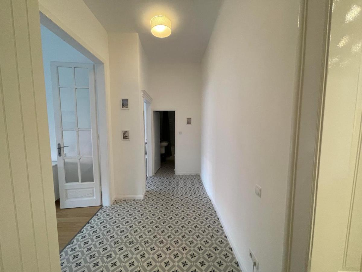 City Center 1, Cozy 2Br In The City Center! Budapest Esterno foto